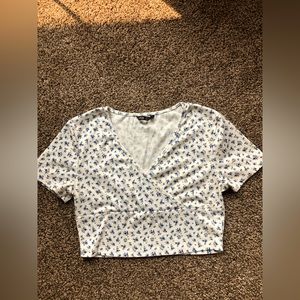Cute low cut crop top